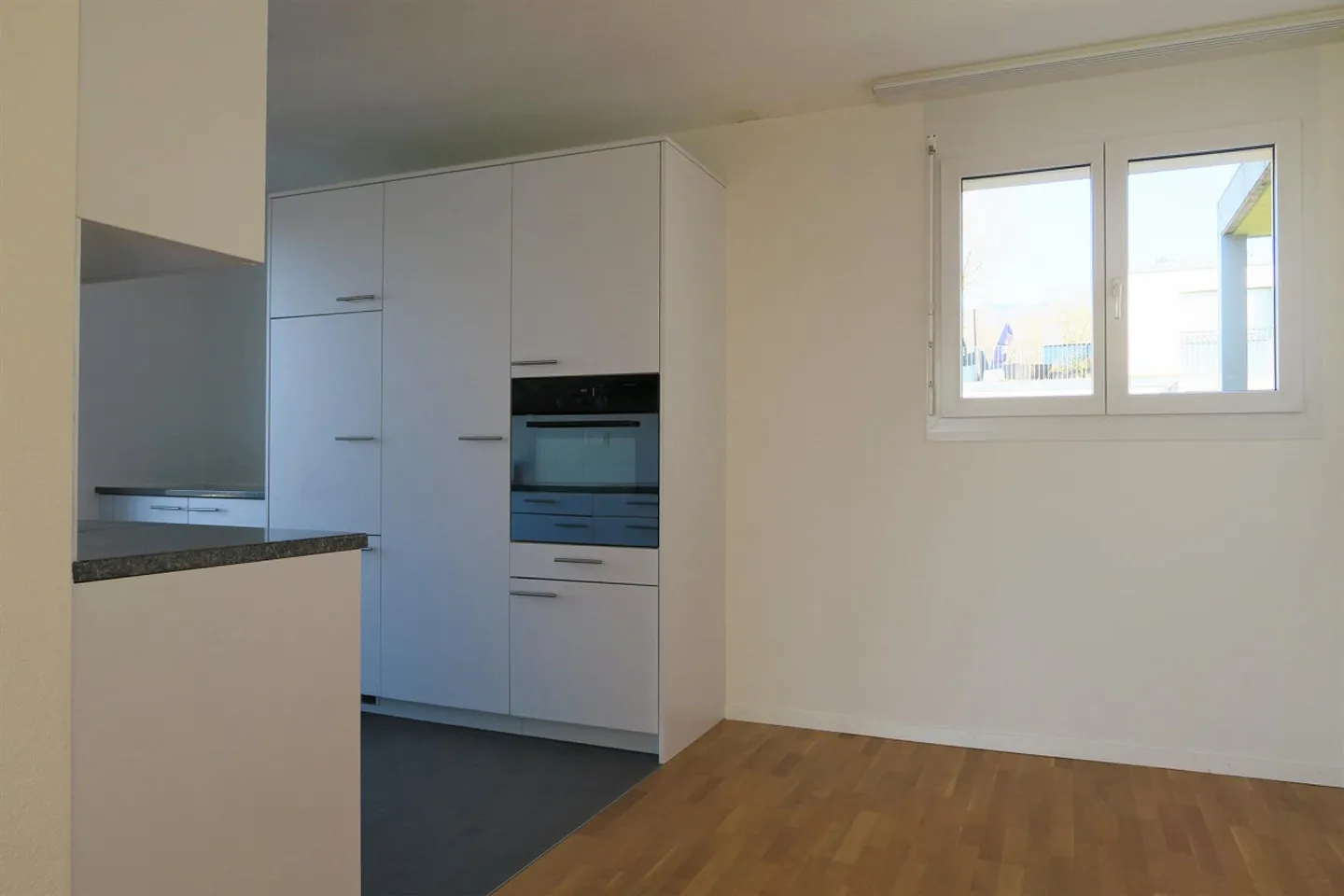 Attico in una posizione tranquilla! - Foto 3 di 7