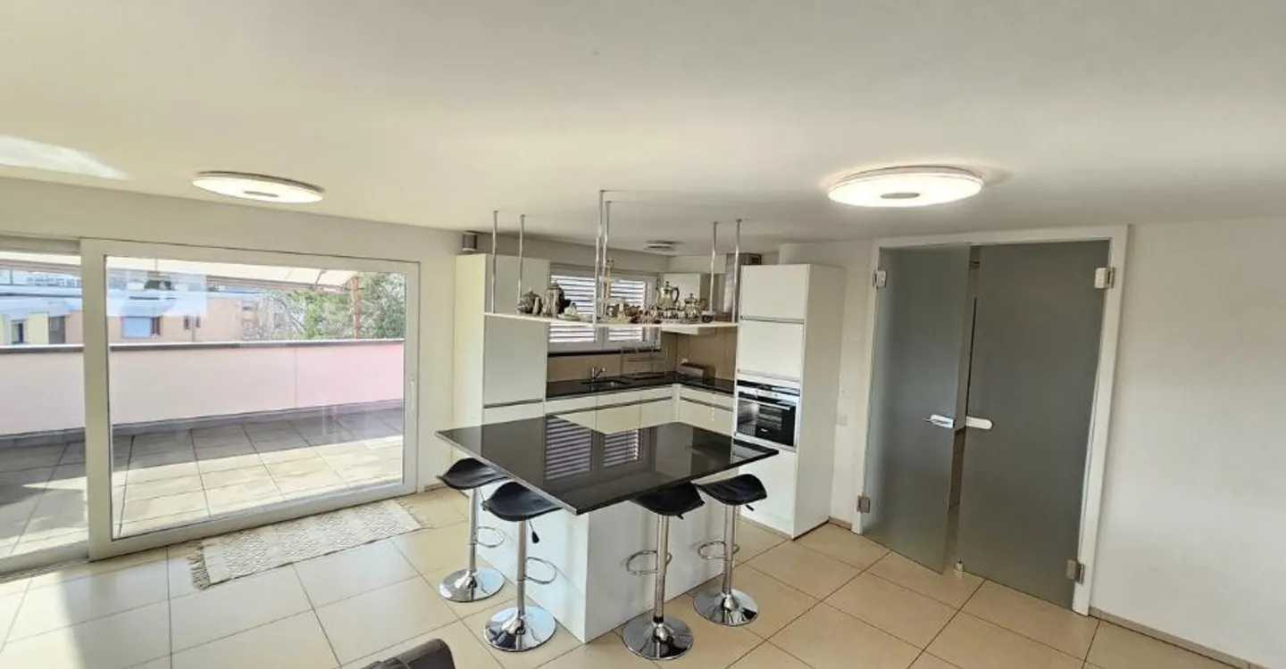 Attique Éblouissant avec Grande Terrasse - Photo 1 sur 9