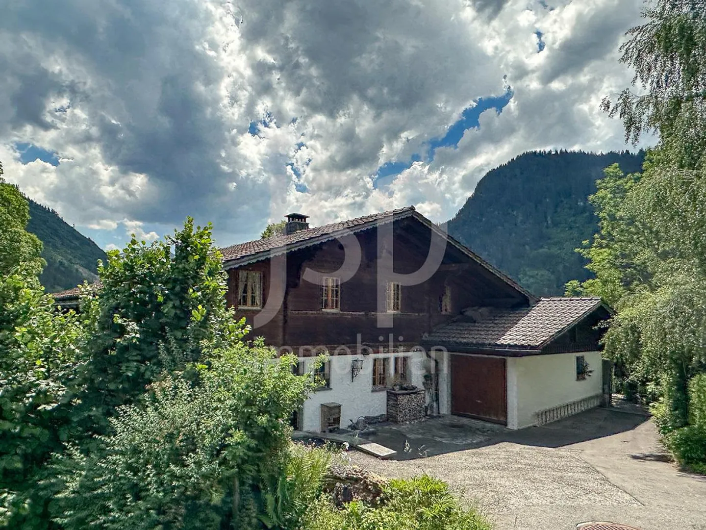 Stilvolles Chalet mit unverbaubarem Blick - Foto 2 von 27