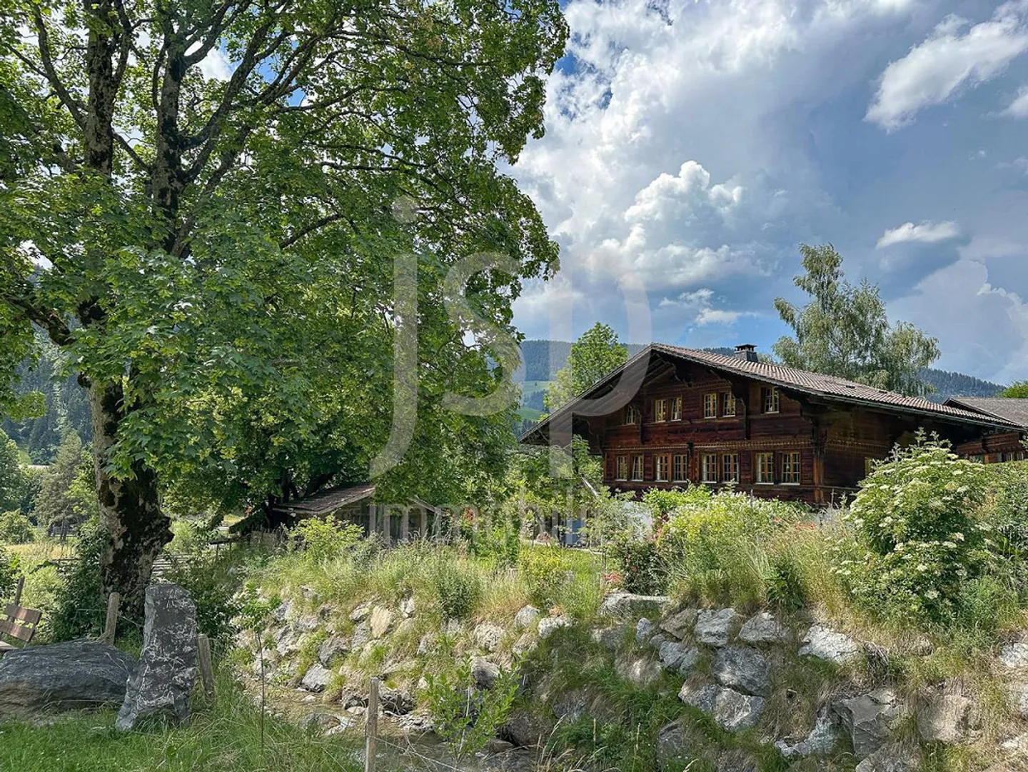 Stilvolles Chalet mit unverbaubarem Blick - Foto 10 von 27