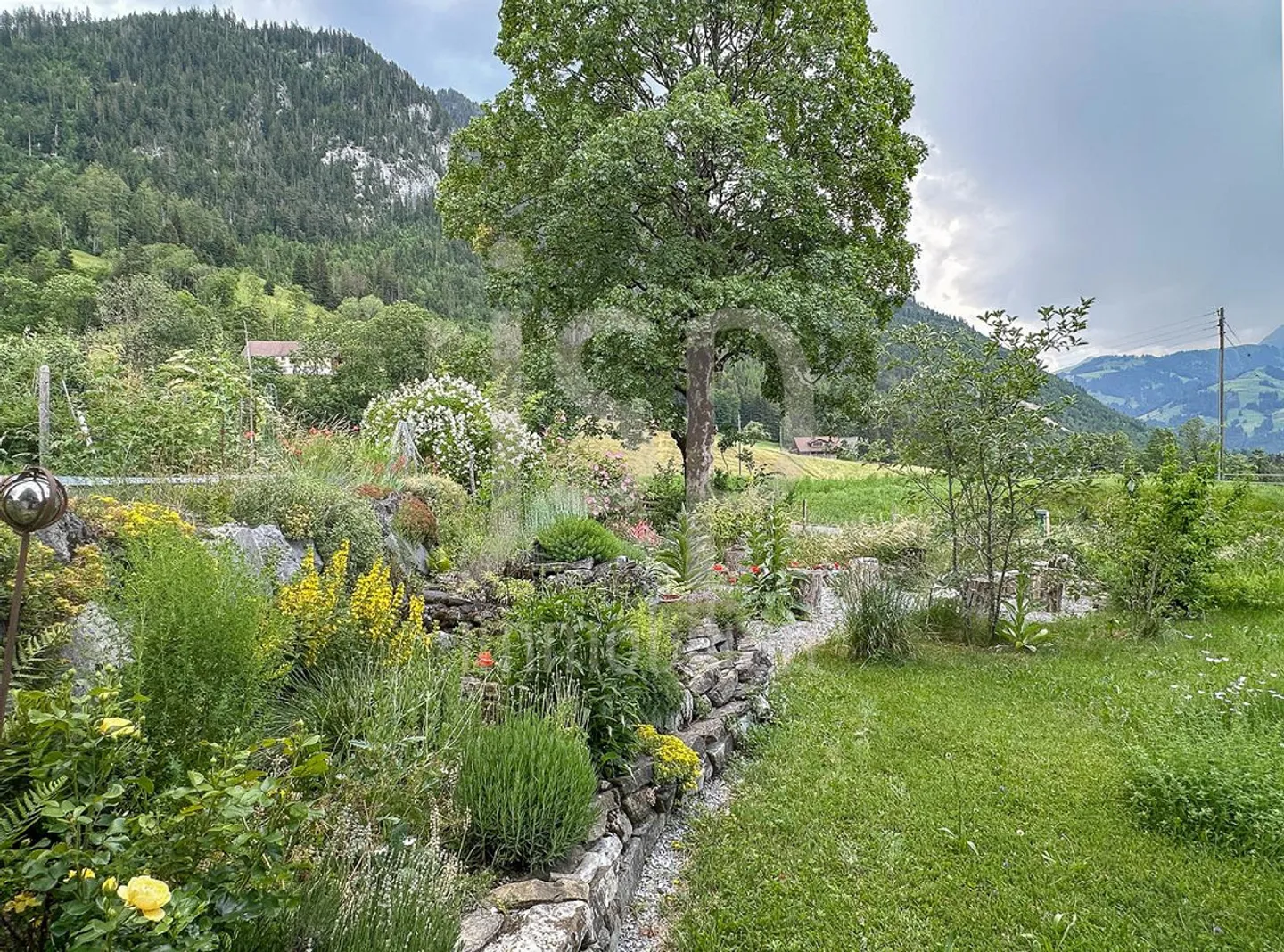 Stilvolles Chalet mit unverbaubarem Blick - Foto 16 von 27