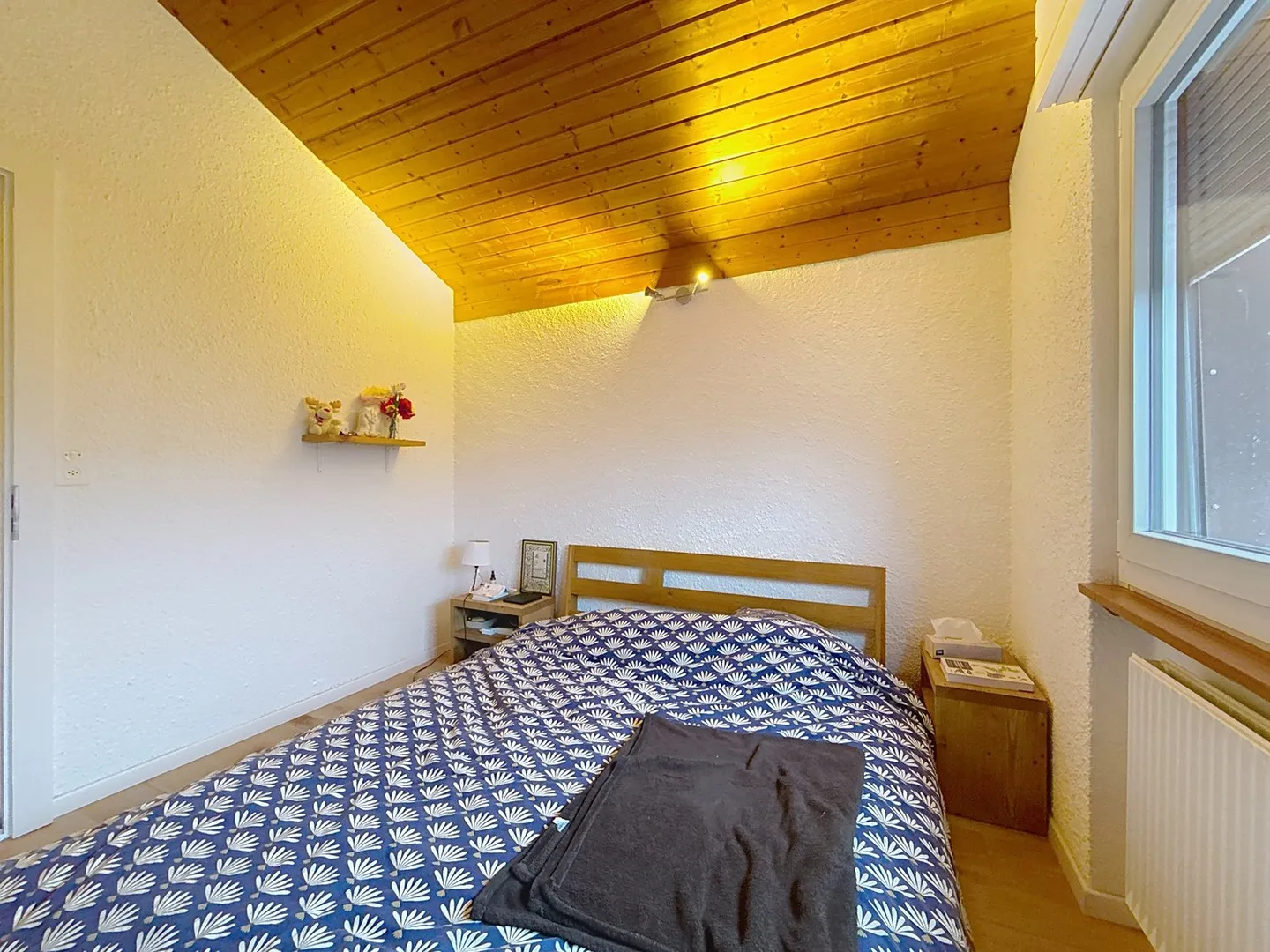 Villa avec 5,5 pièces et espace de vie séparé – Chézard-Saint-Martin - Photo 5 sur 14