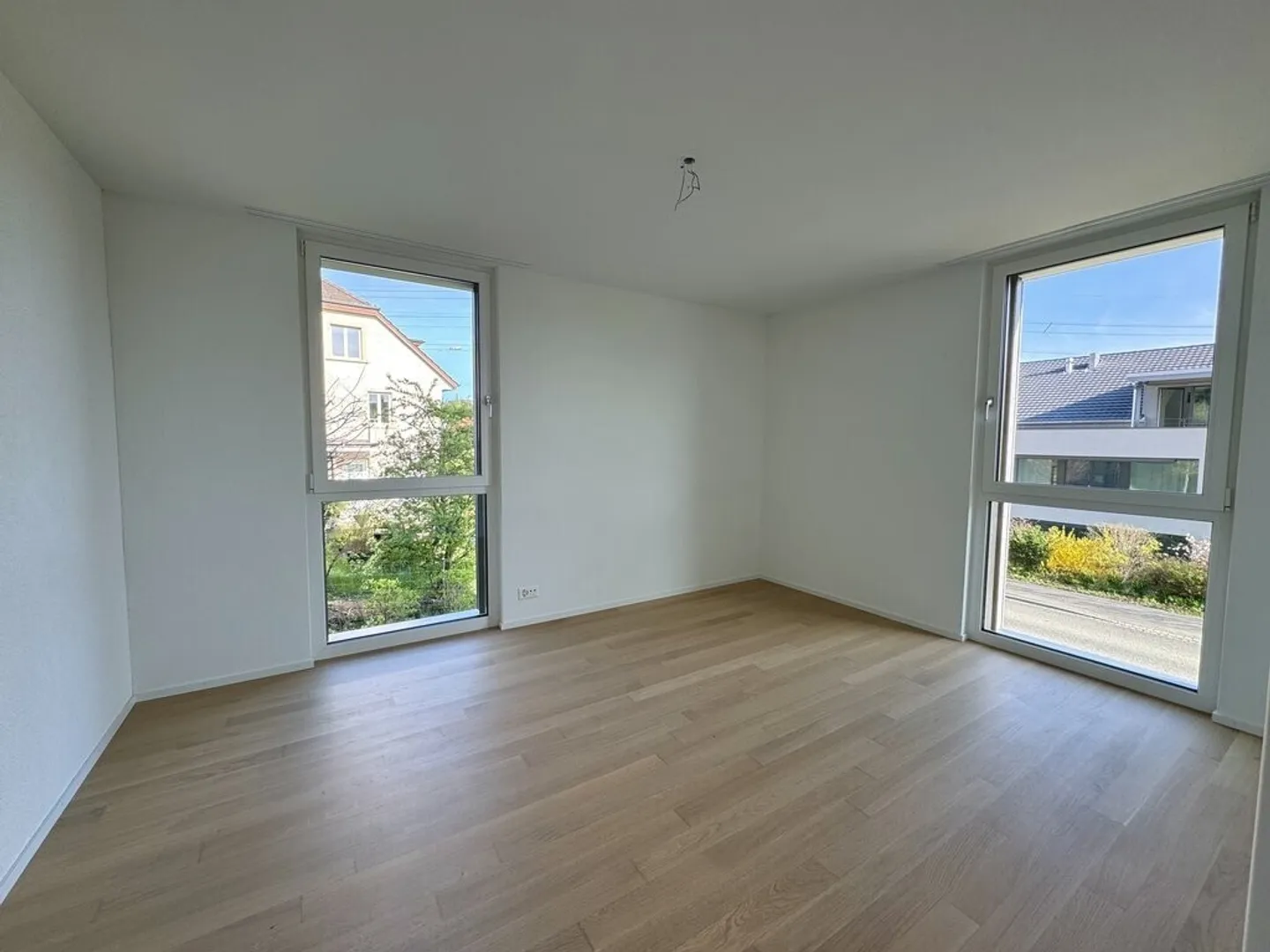 Appartement attrayant de 4,5 pièces : calme, moderne et centralement situé - Photo 3 sur 7