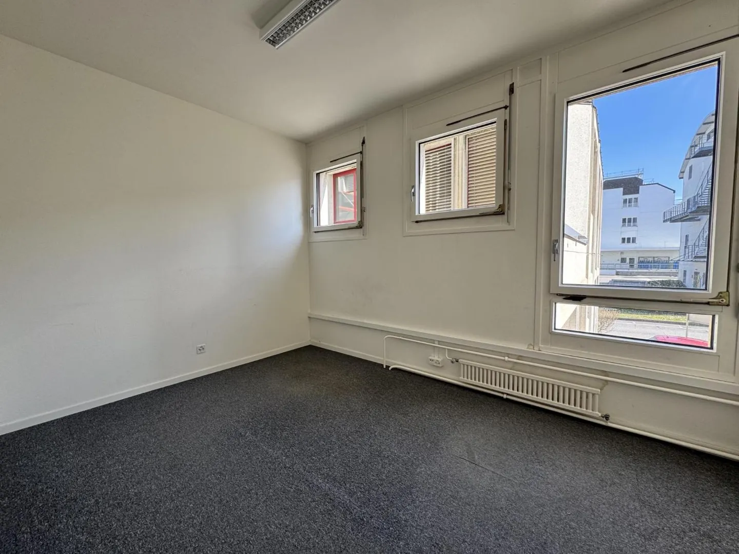 Bureau à Meyrin - Photo 4 sur 6