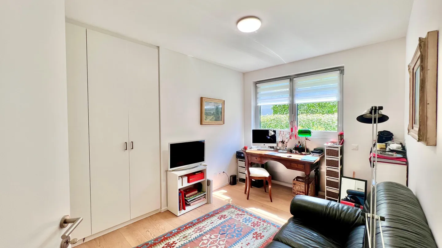 Modernes Apartment mit Seeblick - Foto 9 von 17