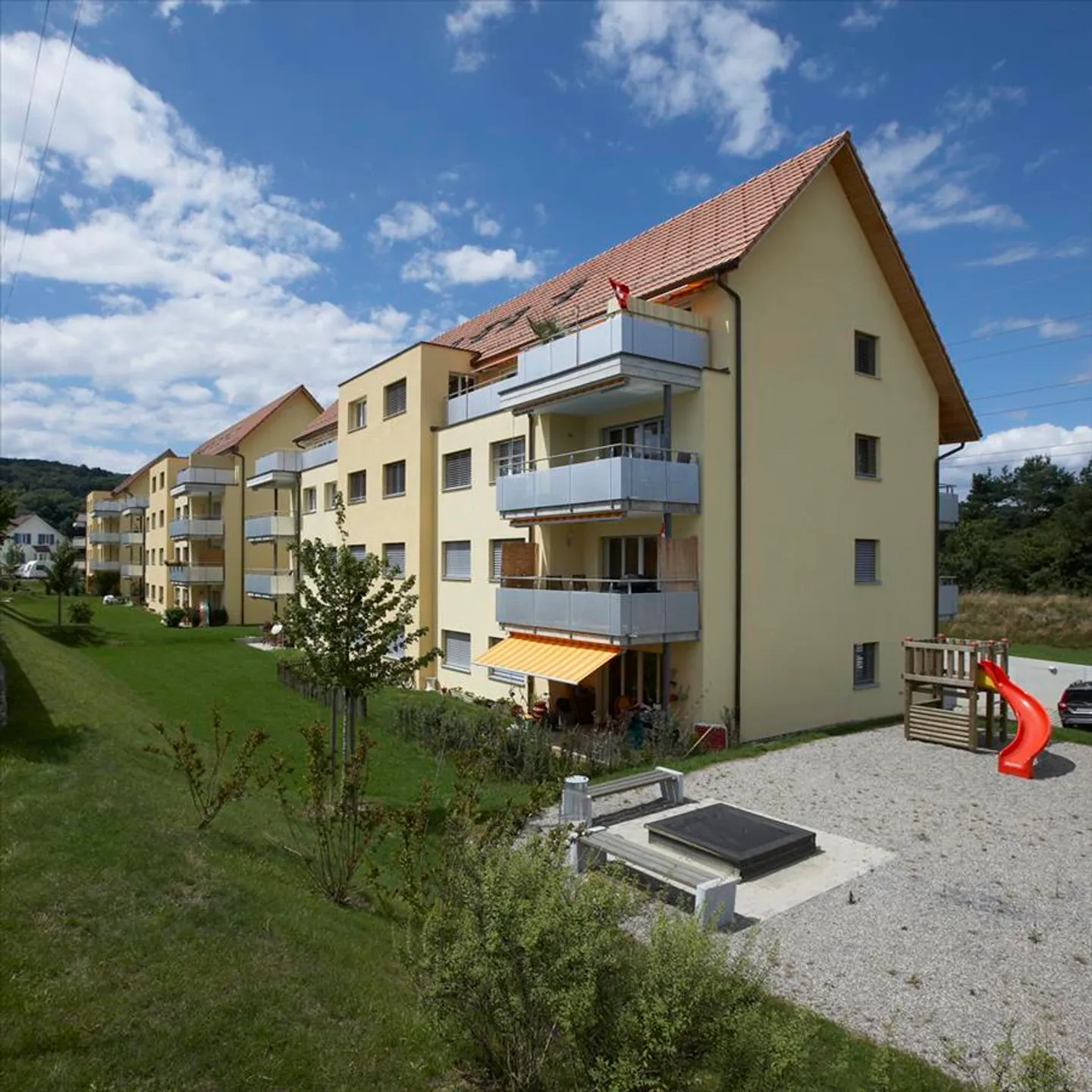 Spacious apartment seeks new residents! - Photo 1 of 11