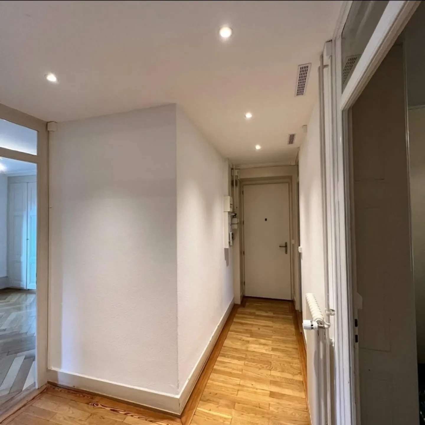 4.5 Room Apartment in Cornavin - Photo 2 of 6