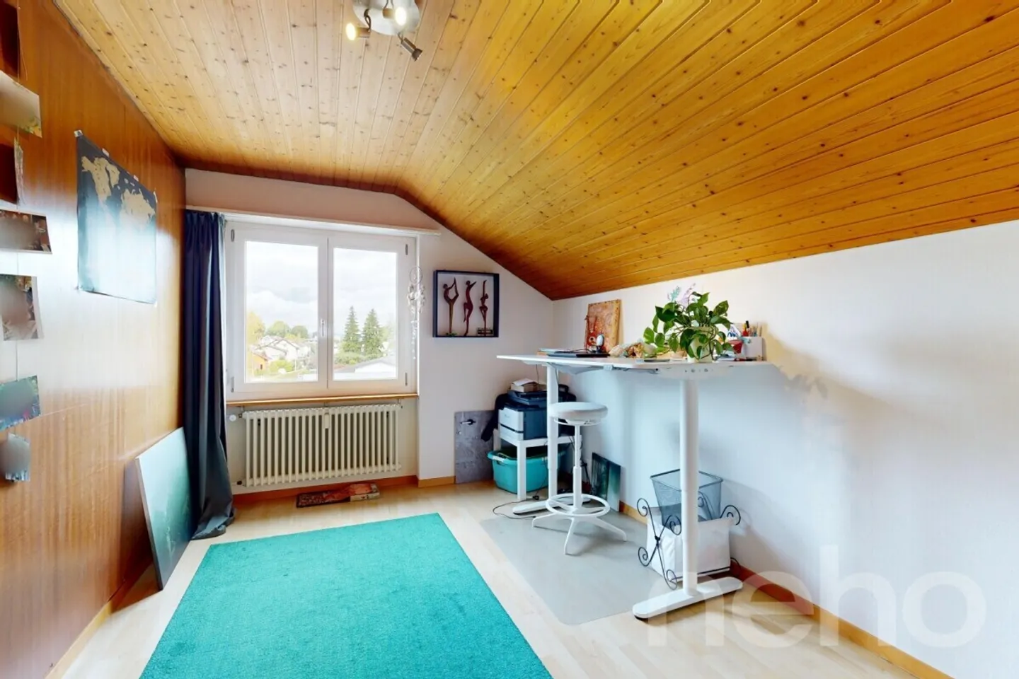 Bright attic apartment in a family-friendly location - close to the center and quiet - Photo 8 of 12