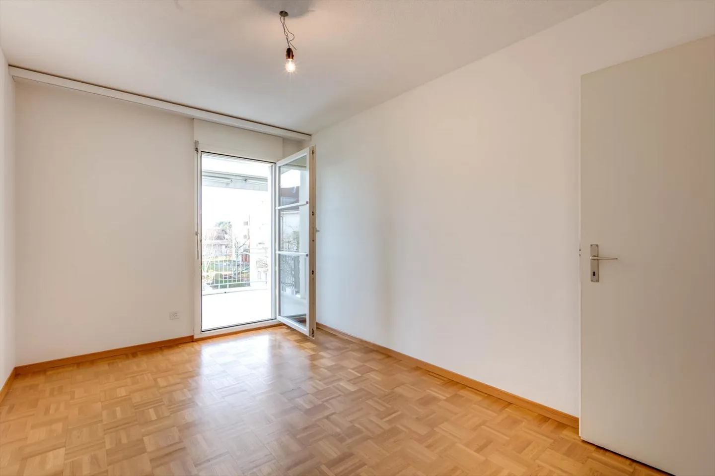 Extraordinary Floor Plan? You are at the right address! - Photo 6 of 11