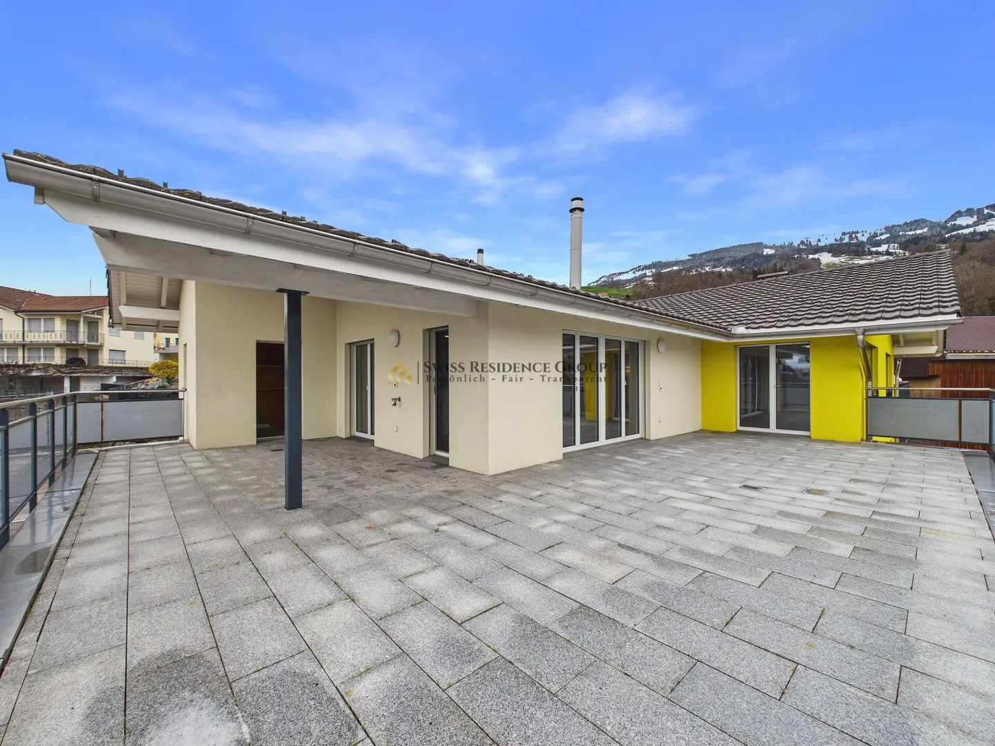 Esclusivo attico di 5,5 stanze con vista panoramica e ampie terrazze - Foto 1 di 33