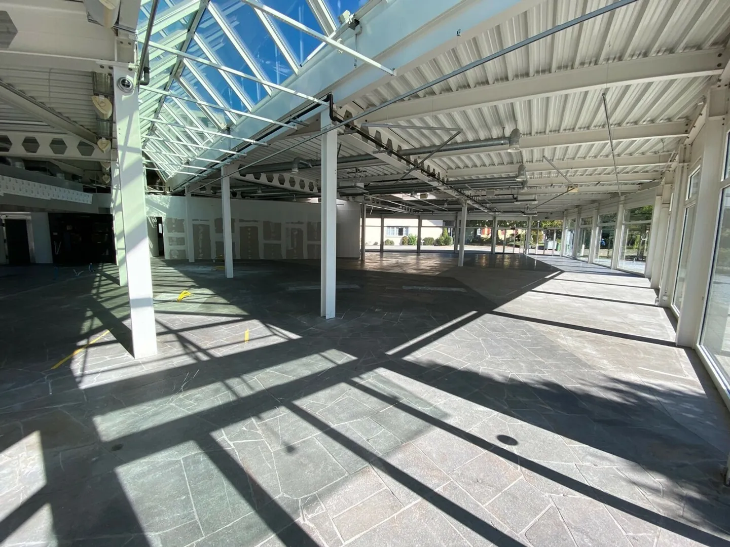 Proprietà commerciale con grande potenziale nel centro di Wohlen - Foto 10 di 11