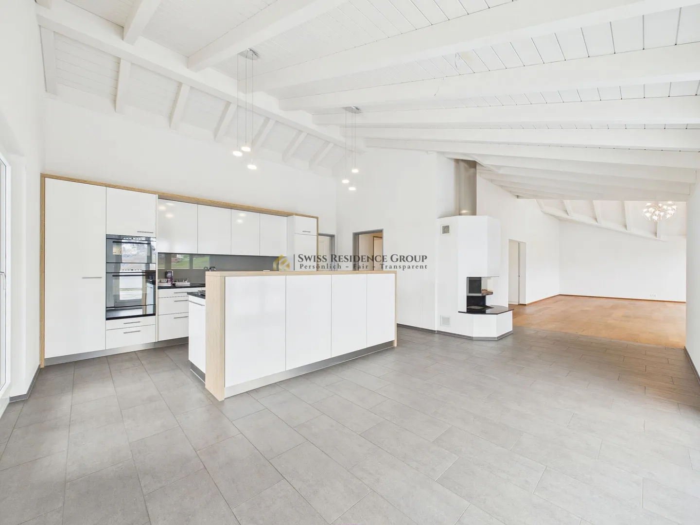 Esclusivo attico di 5,5 stanze con vista panoramica e ampie terrazze - Foto 5 di 33