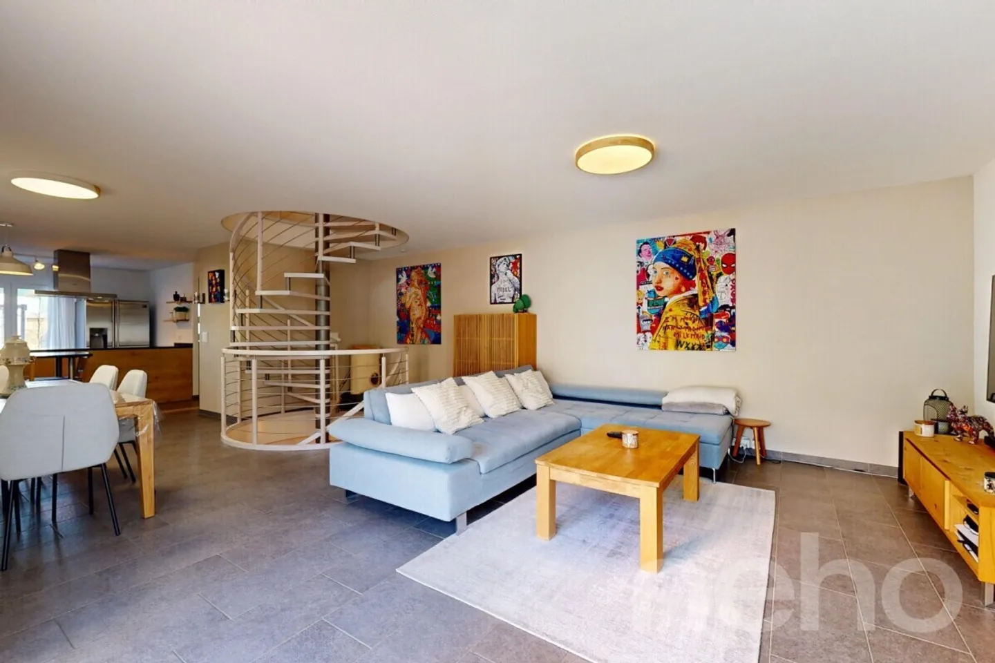 Magnificent three-family house on the ground floor with 2 terraces! - Photo 2 of 13