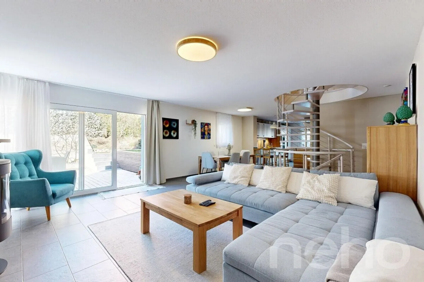 Magnificent three-family house on the ground floor with 2 terraces! - Photo 1 of 13
