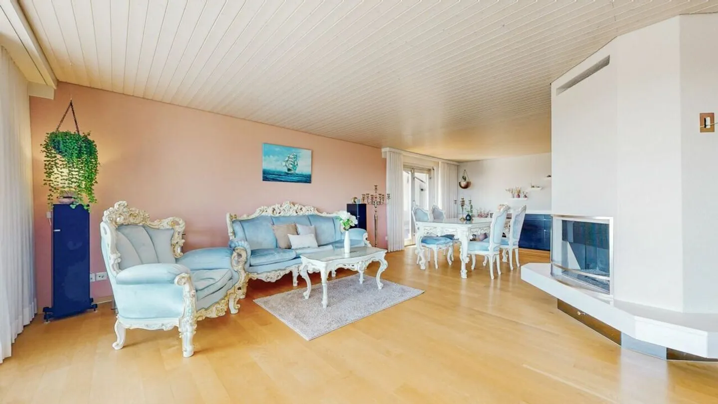 WOHLFÜHLOASE MIT PANORAMABLICK UND INDOOR-POOL - Foto 2 von 8