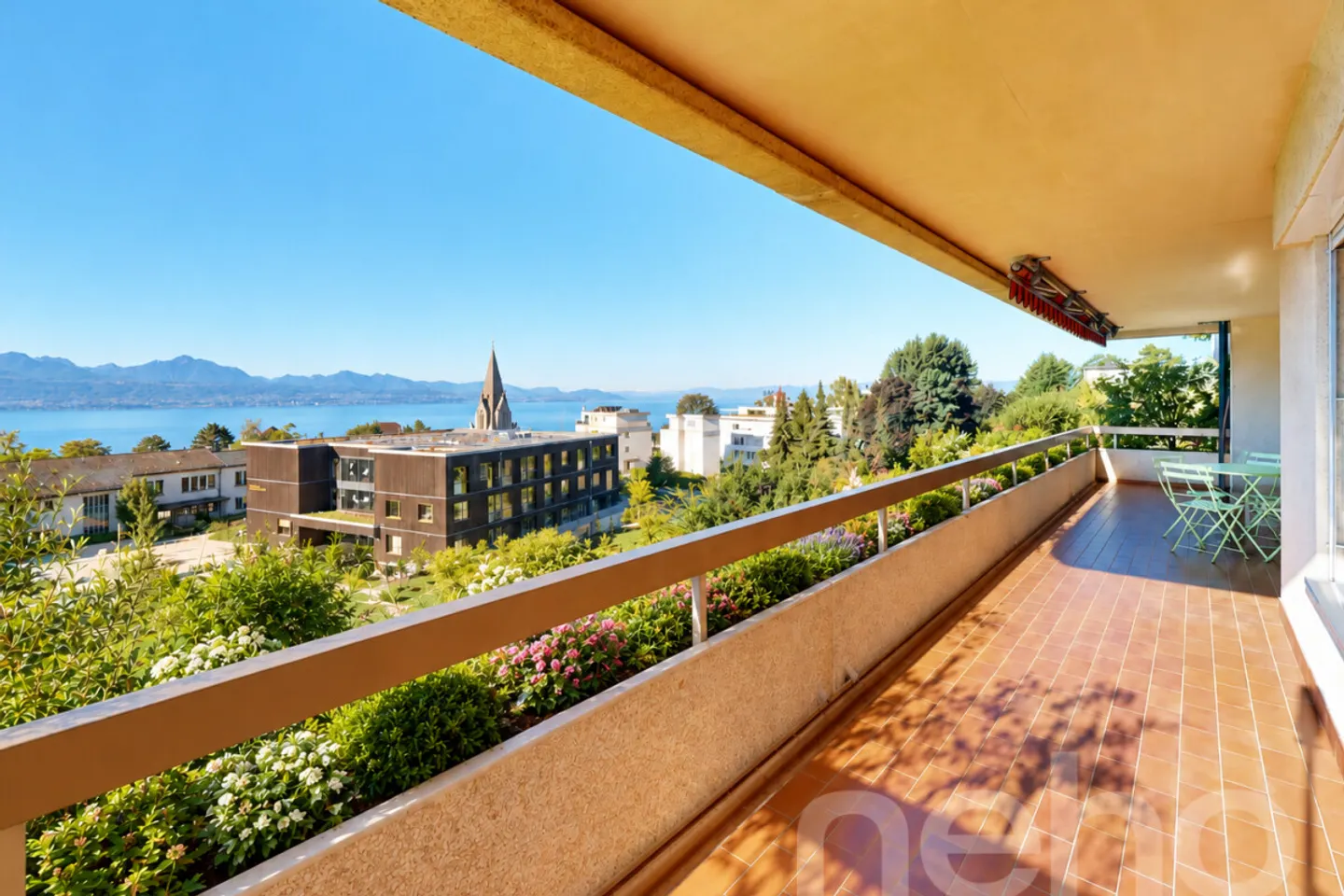 Appartement spacieux avec vue sur le lac - Photo 1 sur 12
