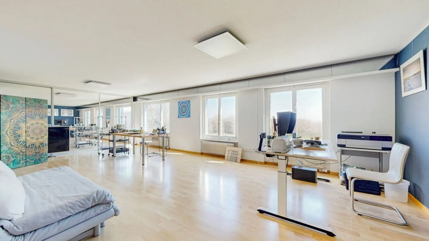 WOHLFÜHLOASE MIT PANORAMABLICK UND INDOOR-POOL - Foto 5 von 8
