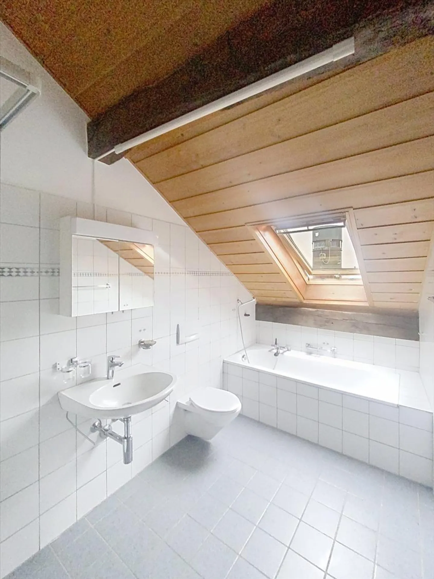 5,5-Zimmer-Wohnung im 2. Stock - Foto 4 von 8