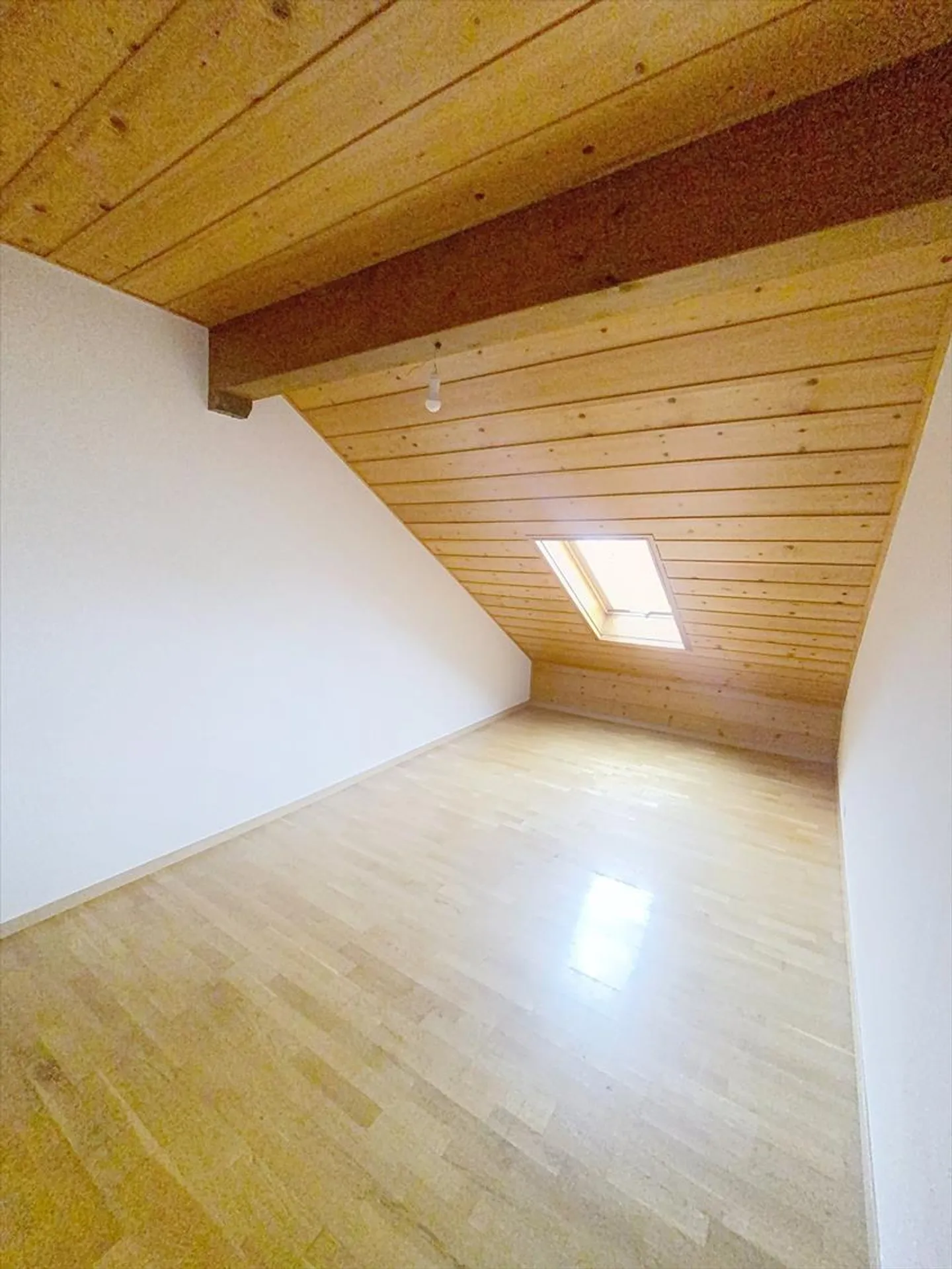 5,5-Zimmer-Wohnung im 2. Stock - Foto 5 von 8