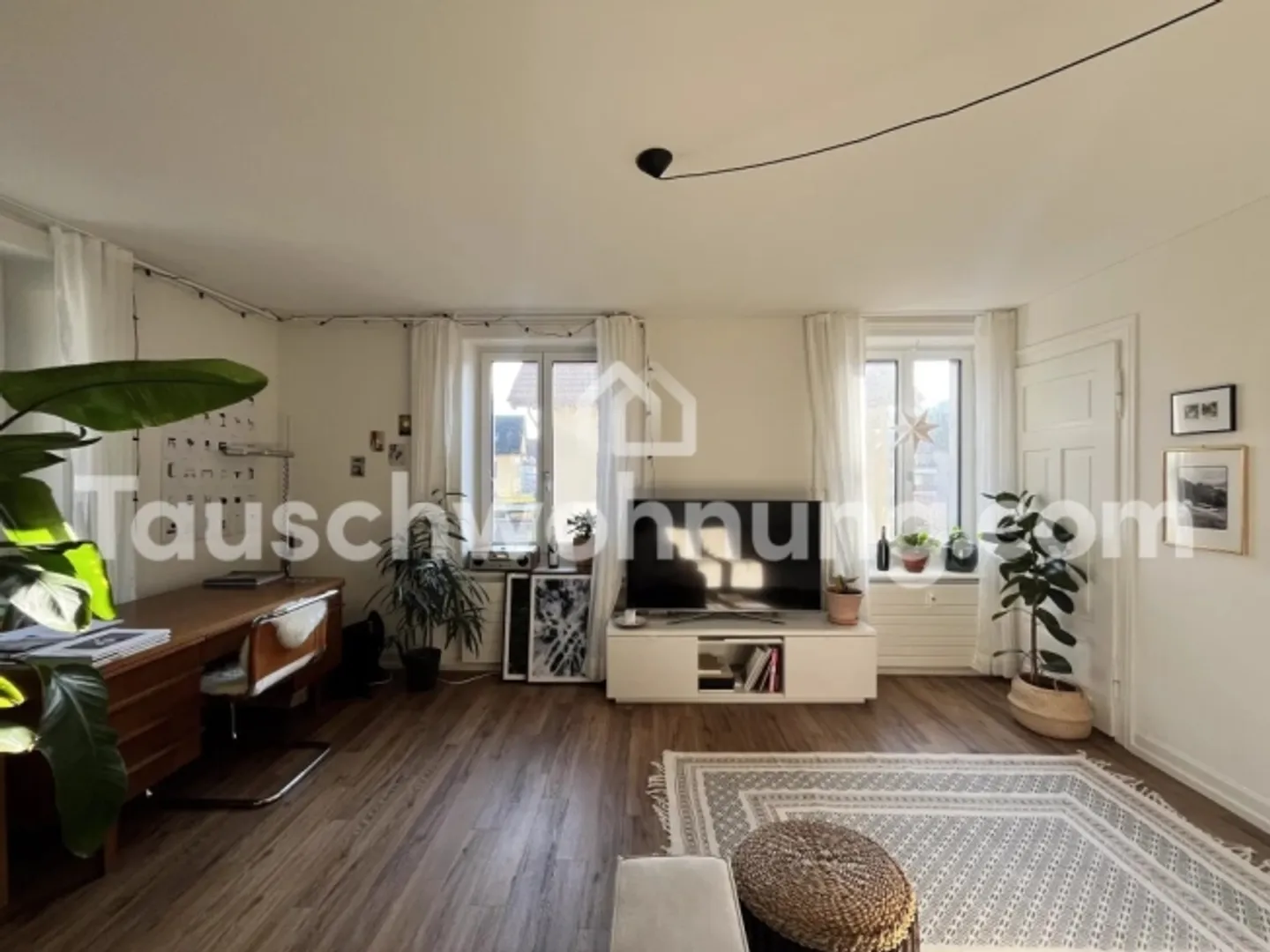 [EXCHANGE APARTMENT] Exchange renovated apartment with large, quiet balcony - Photo 1 of 17
