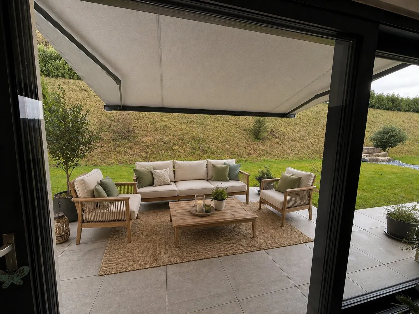 Charming Garden Apartment - Photo 11 of 14