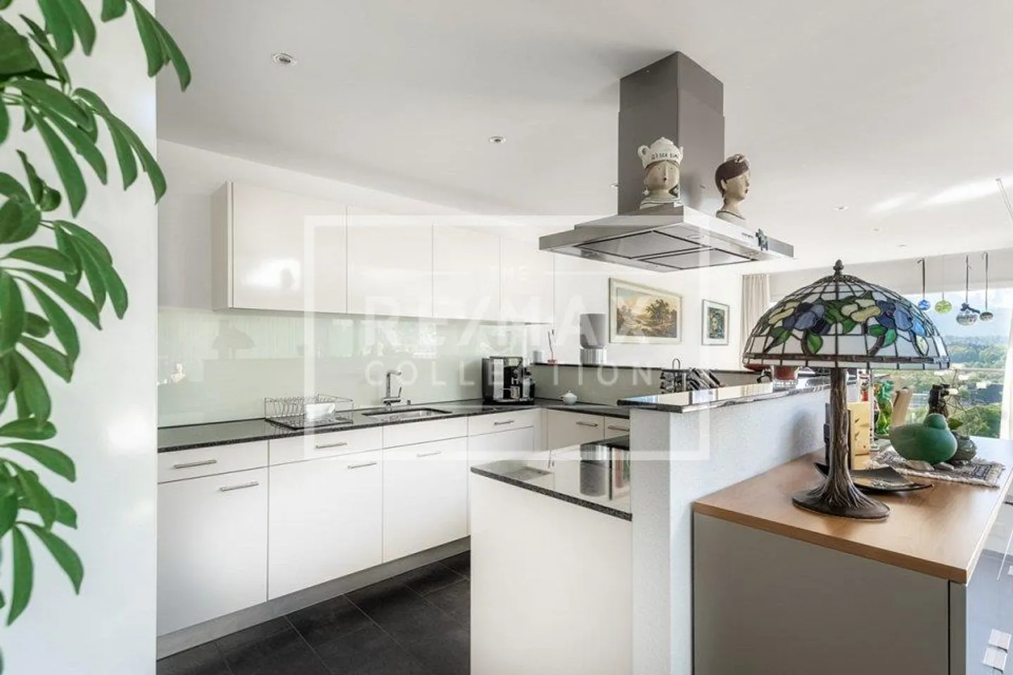 Attic feeling with Pilatus view: Exclusive 5½-room maisonette apartment - Photo 6 of 13