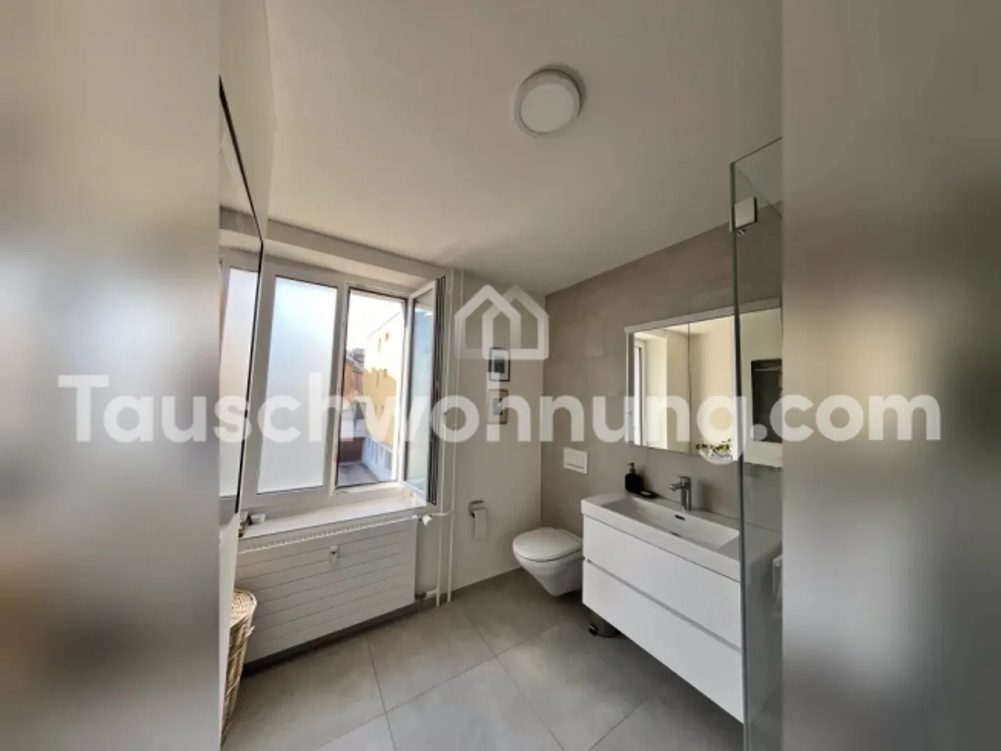 [EXCHANGE APARTMENT] Exchange renovated apartment with large, quiet balcony - Photo 9 of 17