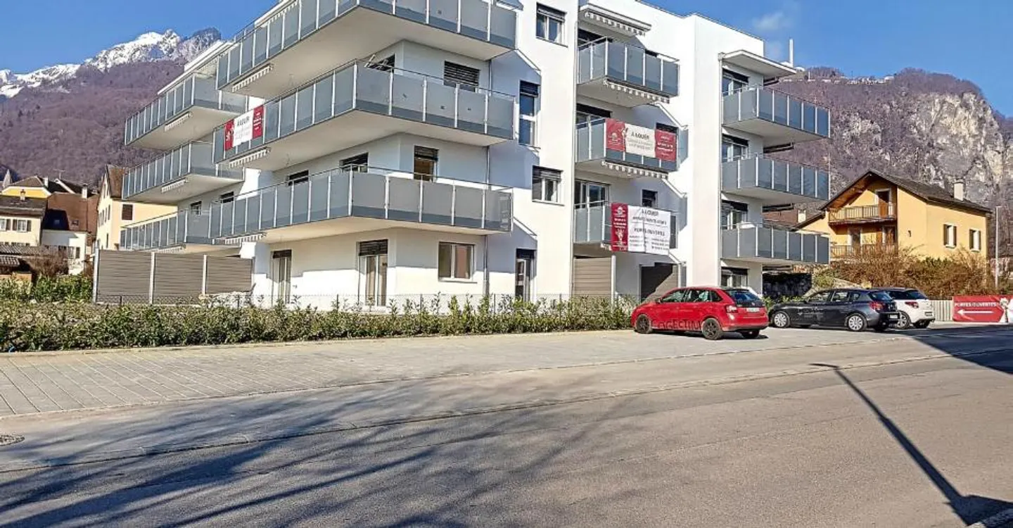 Charmant Studio avec Grand Balcon - Photo 1 sur 1