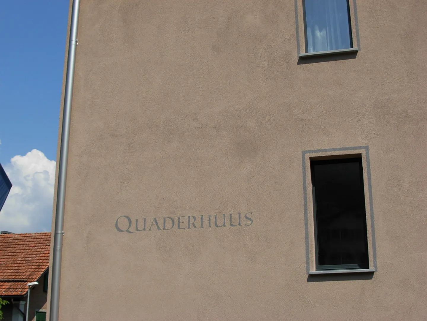 Vivere in un moderno appartamento per anziani con una camera - Foto 4 di 6