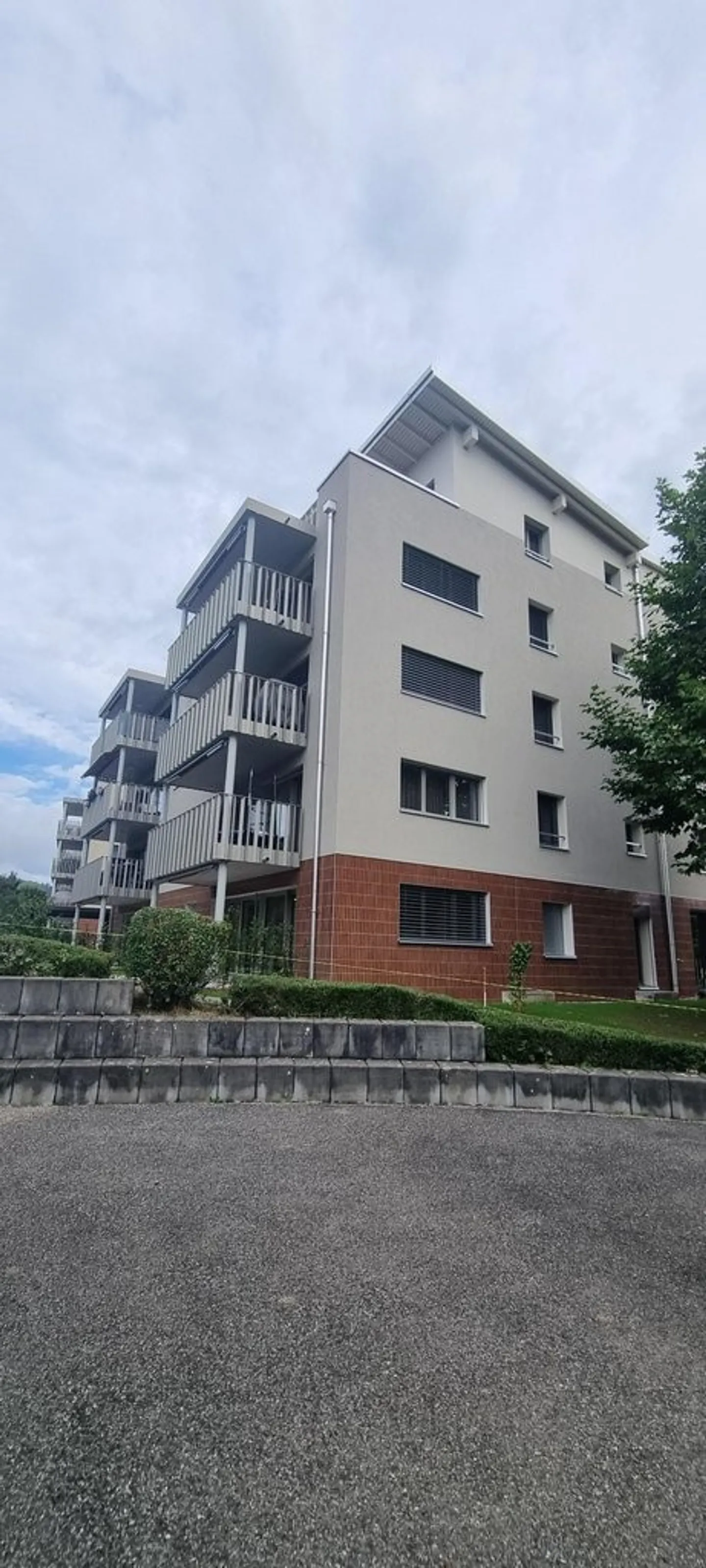 A louer sans caution - Spacieux logement avec terrasse - Photo 2 sur 2