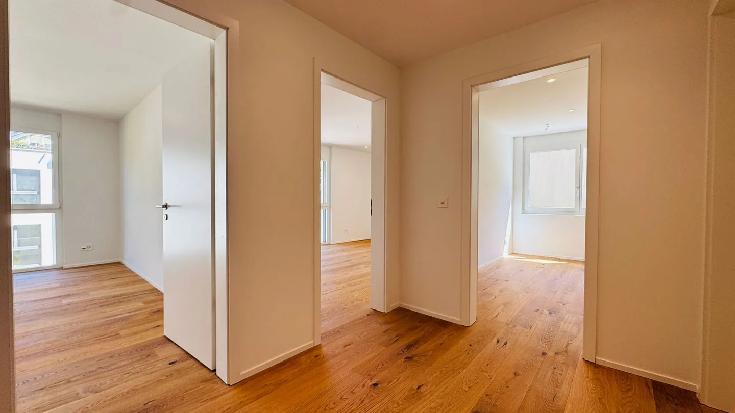 Maison jumelée neuve à Laufen (BL) dans un emplacement calme avec une infrastructure optimale - Photo 5 sur 28