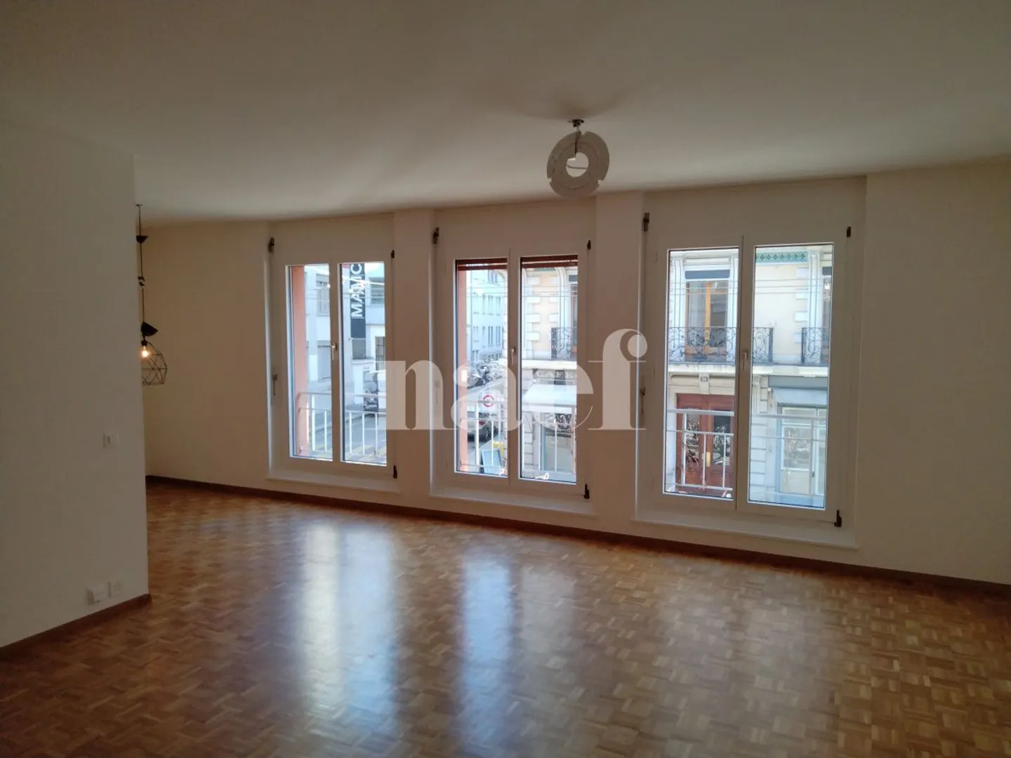 Appartement 5 pièces - Photo 3 sur 8