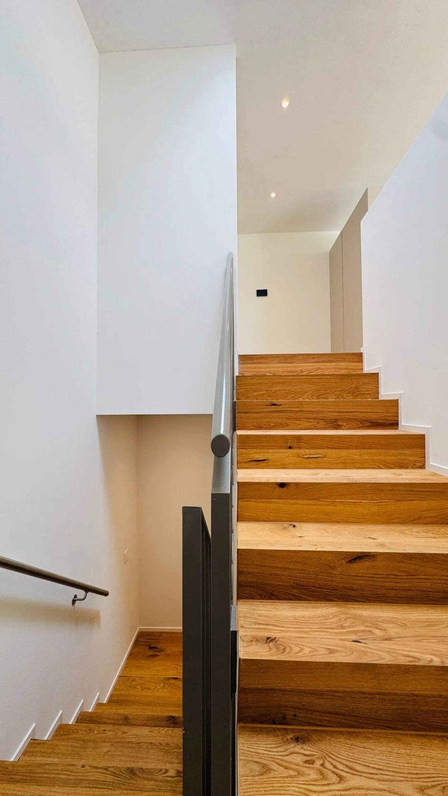 Maison jumelée neuve à Laufen (BL) dans un emplacement calme avec une infrastructure optimale - Photo 9 sur 28