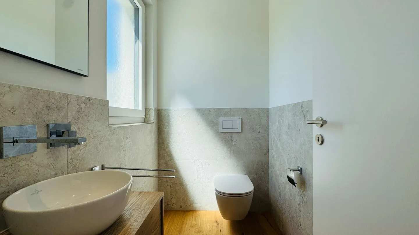 Maison jumelée neuve à Laufen (BL) dans un emplacement calme avec une infrastructure optimale - Photo 11 sur 28