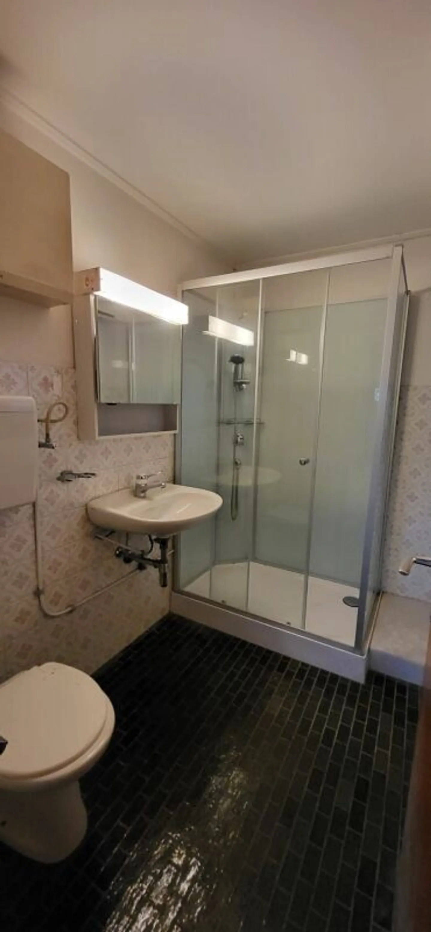 Appartement de 4 pièces à rénover - Foto 6 von 7