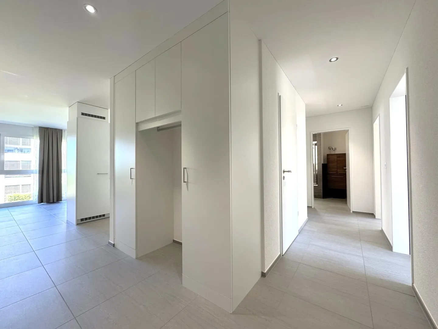 Spacious, modern 4.5-room apartment in an attractive location - Photo 6 of 13