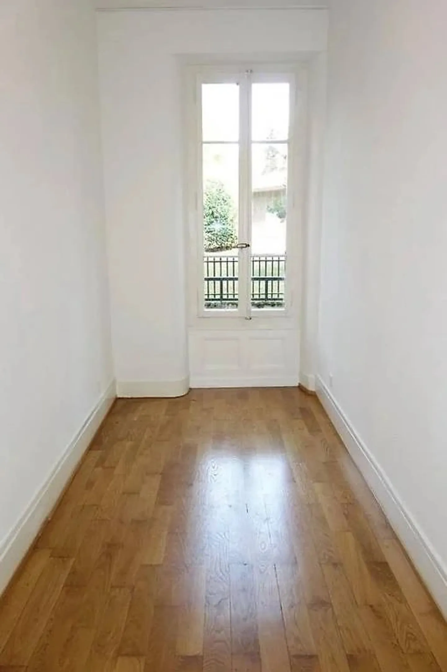 Helles Apartment in Jonction - Foto 2 von 4