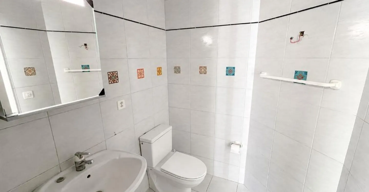 Charming 2.5 rooms in the heart of Porrentruy - Photo 4 of 12