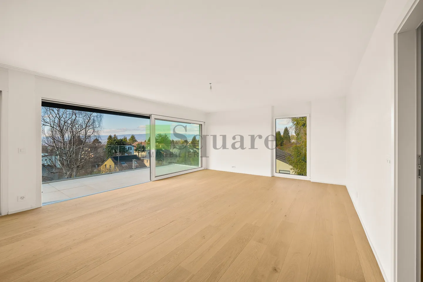 NEW, Magnificent penthouse apartment with 3.5 rooms and lake view - Photo 9 of 13