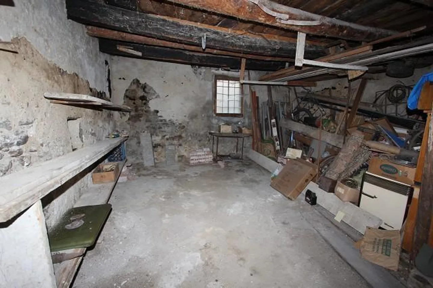 Charming 12-Room Village House - Photo 16 of 19