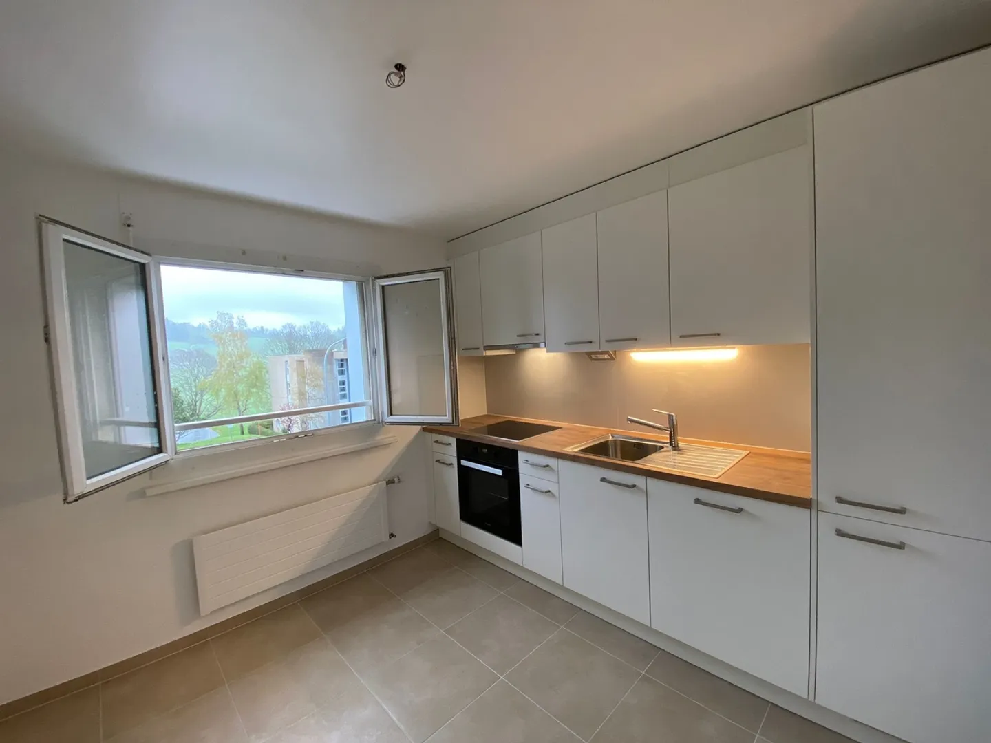 Appartement VENDU ! - Photo 1 sur 5