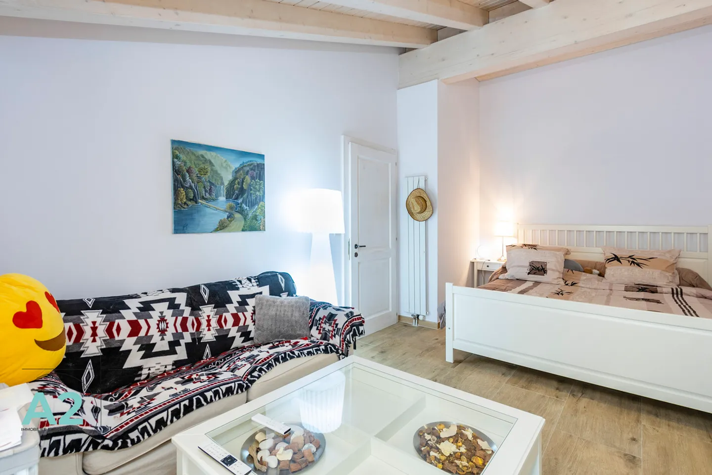 LUXURY 9-ROOM CHALET WITH OUTDOOR POOL AND JACUZZI - Photo 10 of 13