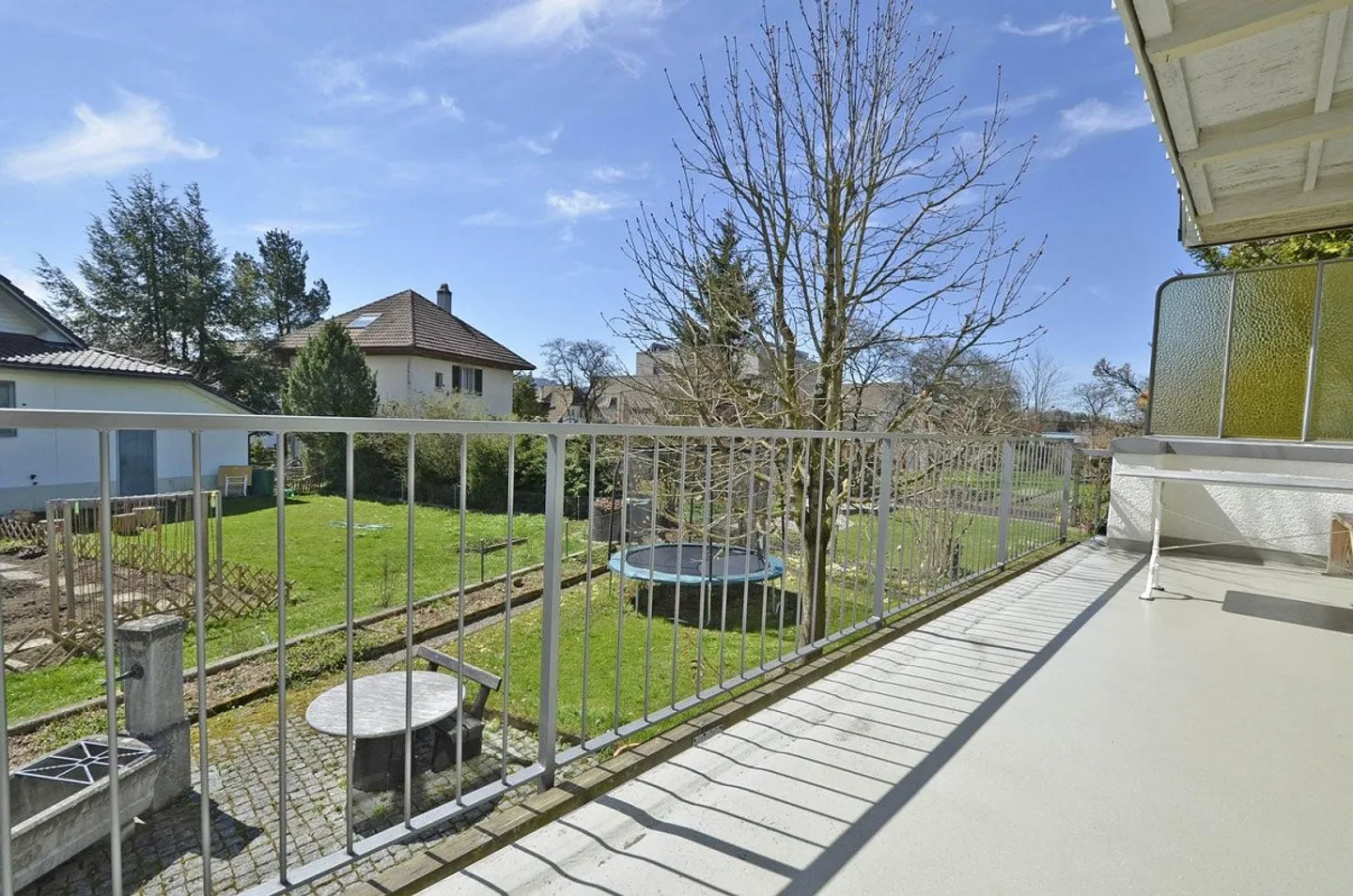 5.5 Zimmer-Einfamilienhau mit grosszügigem Garten - Foto 2 von 11