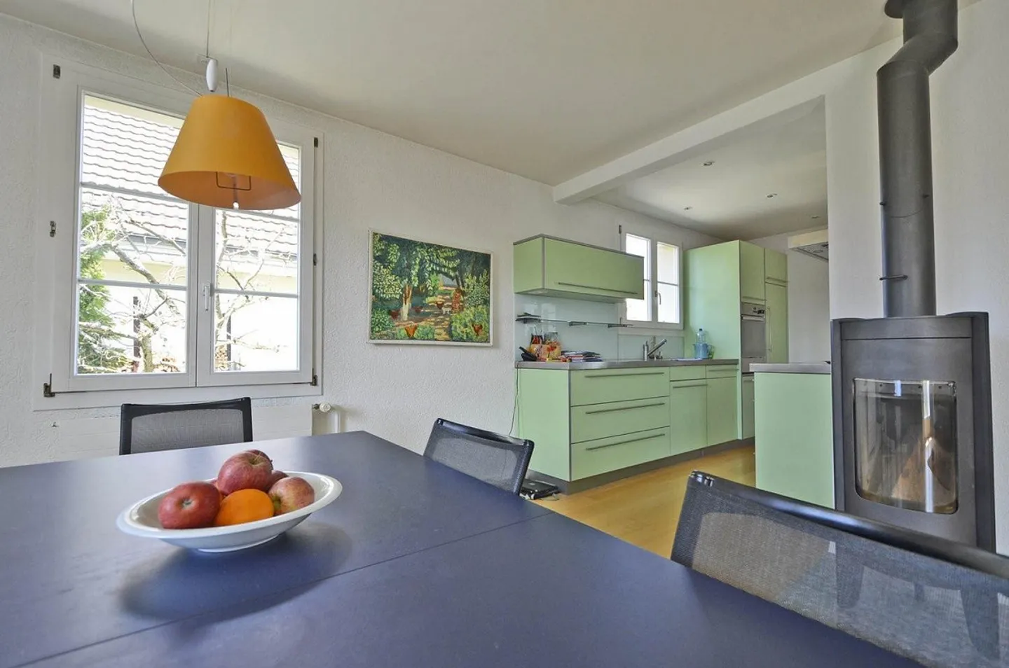 5.5 Zimmer-Einfamilienhau mit grosszügigem Garten - Foto 3 von 11