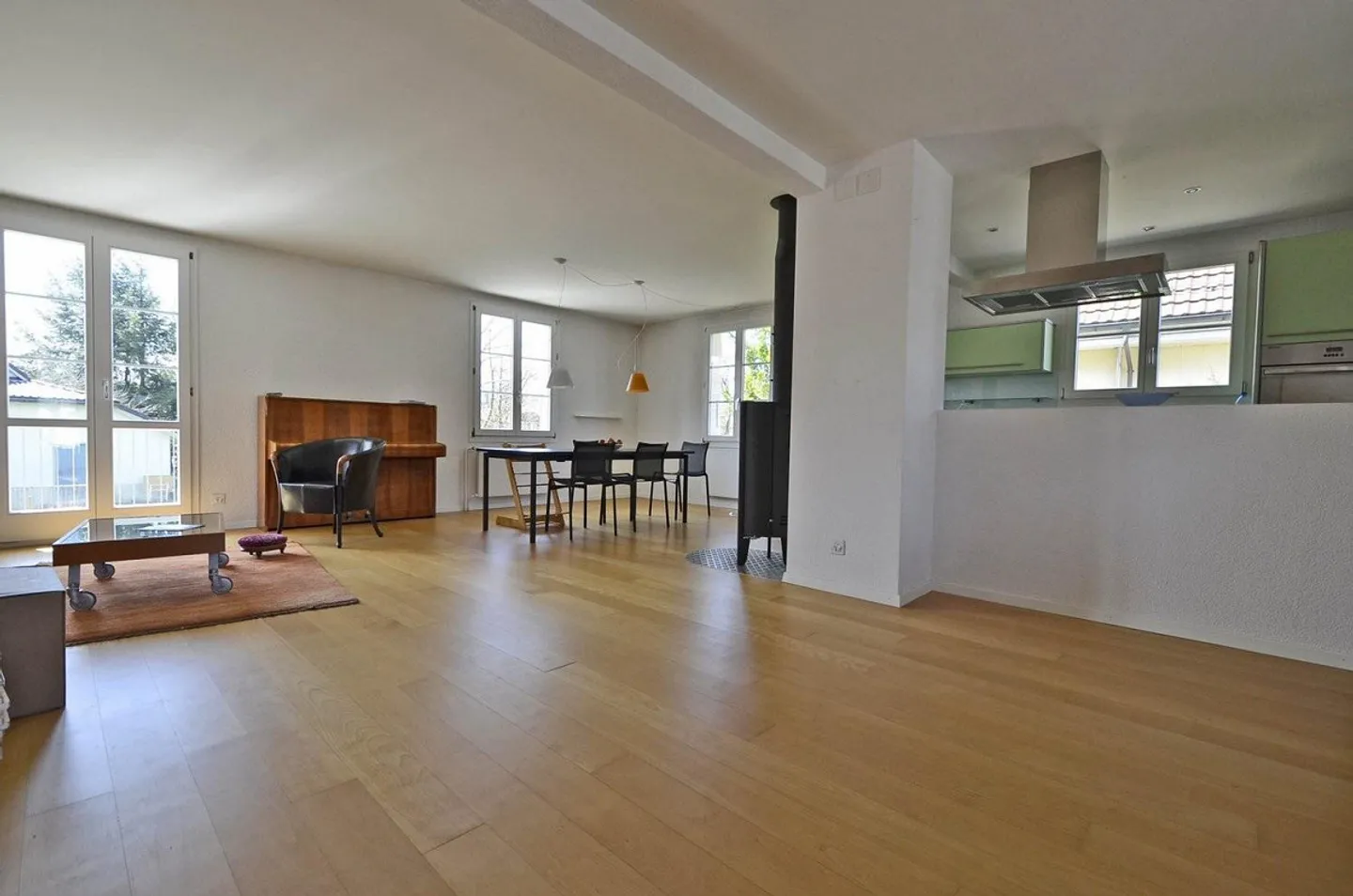5.5 Zimmer-Einfamilienhau mit grosszügigem Garten - Foto 5 von 11