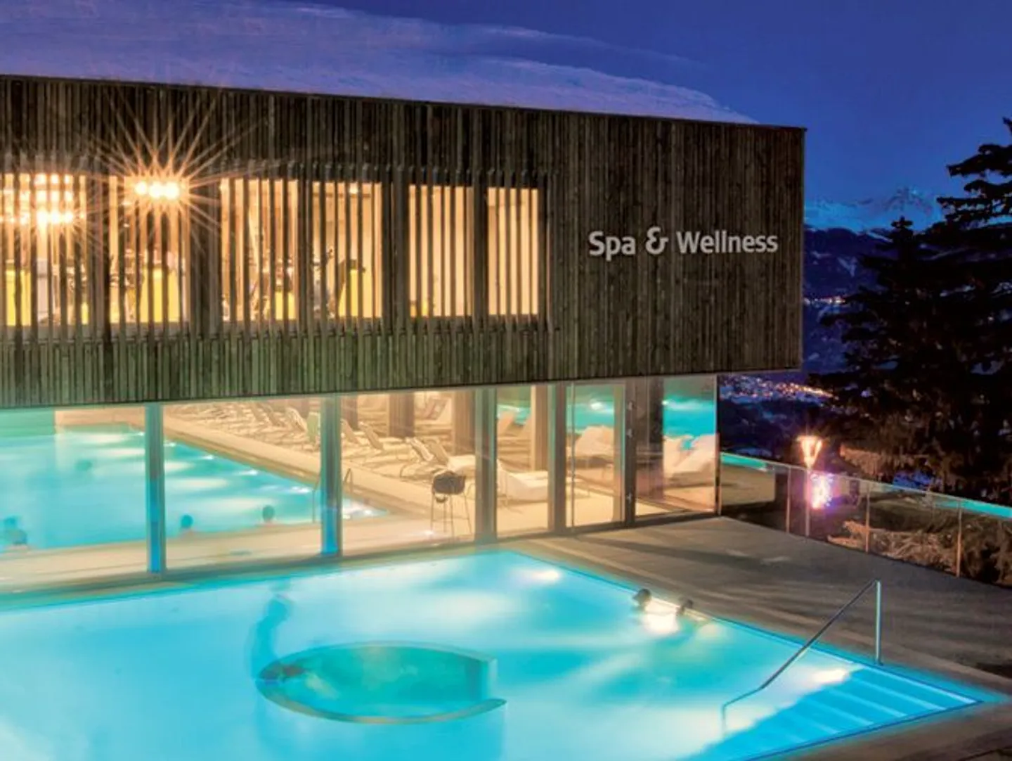 Chalet with Stunning Alpine Views - Photo 11 of 13