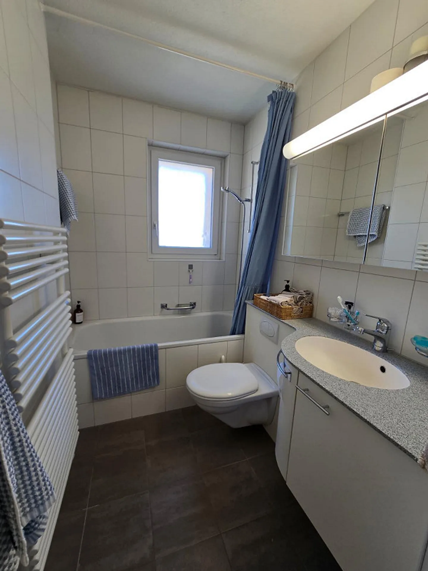 Charmante Wohnung mit Balkon - Foto 4 von 8