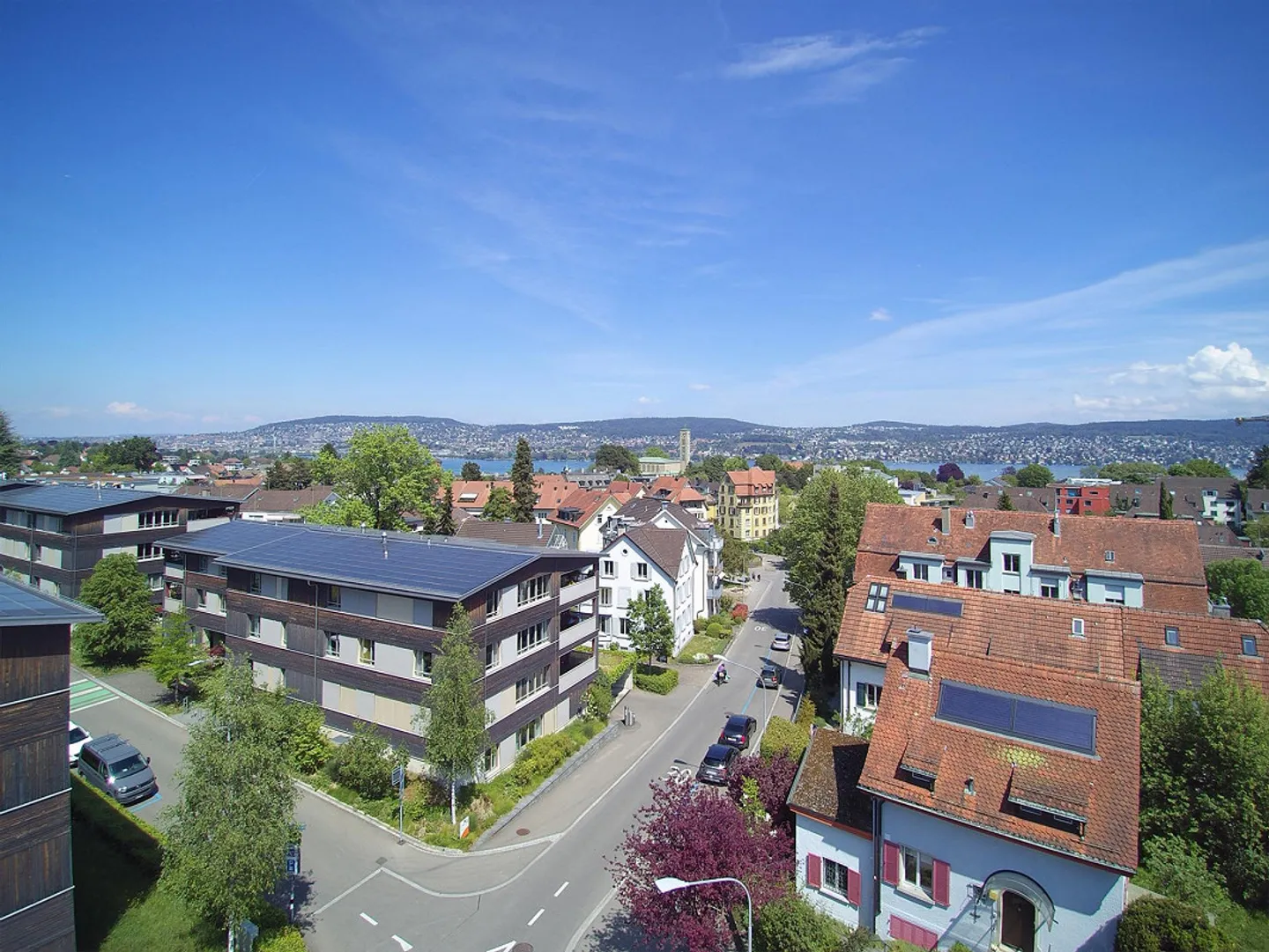 Sonniges Baugrundstück mit Seesicht - Foto 1 von 9