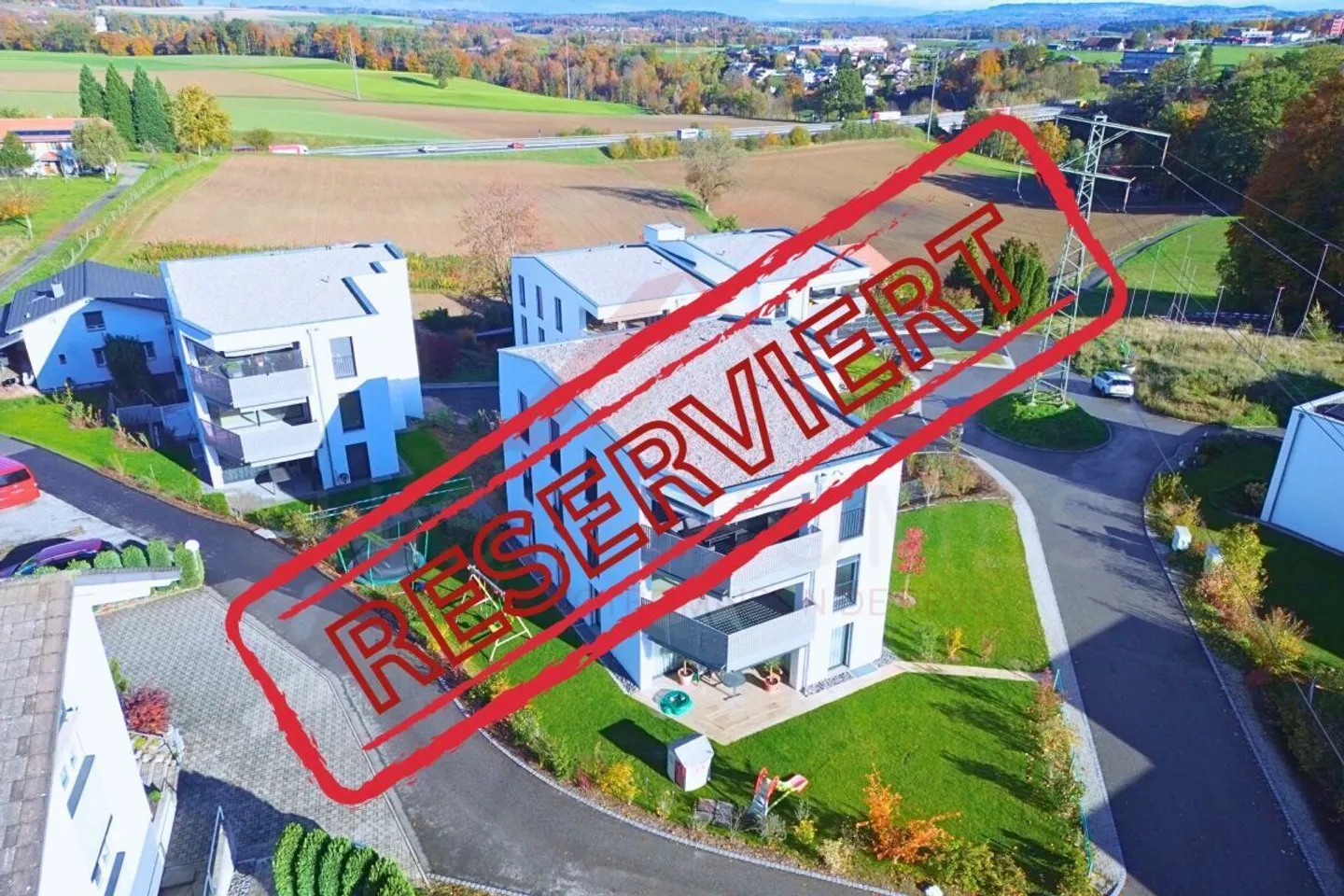 Marly - 3,5 Zimmer, 2020 renoviert, Südwestbalkon und privilegierte Wohnumgebung - Foto 1 von 23