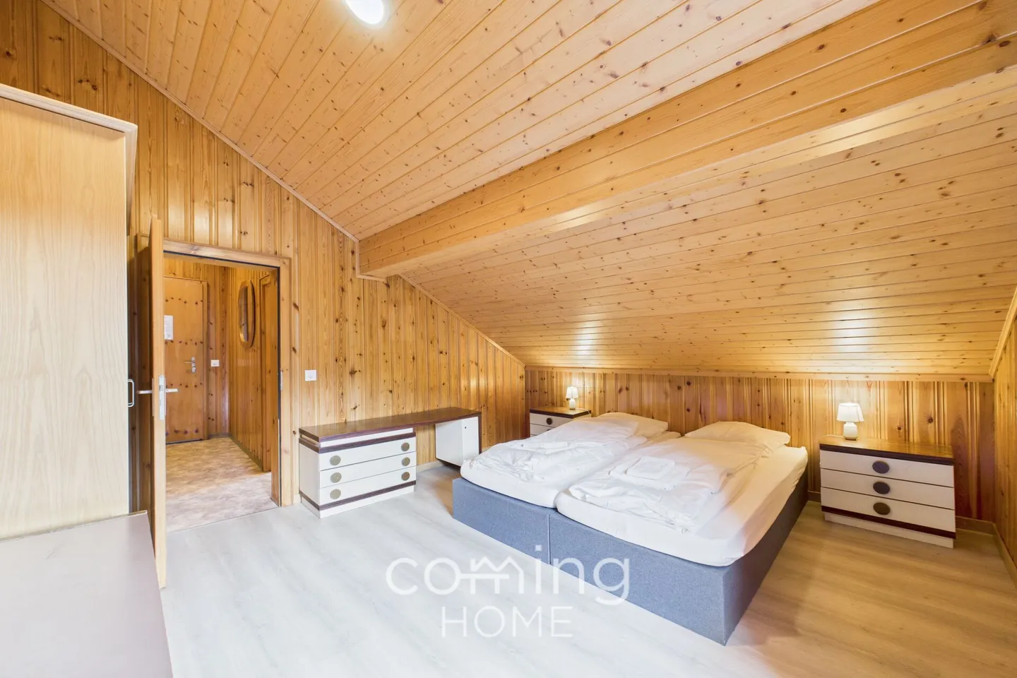 Appartement mansardé de 3,5 pièces à Saas-Grund - ensoleillé, central et avec panorama alpin - Photo 6 sur 12